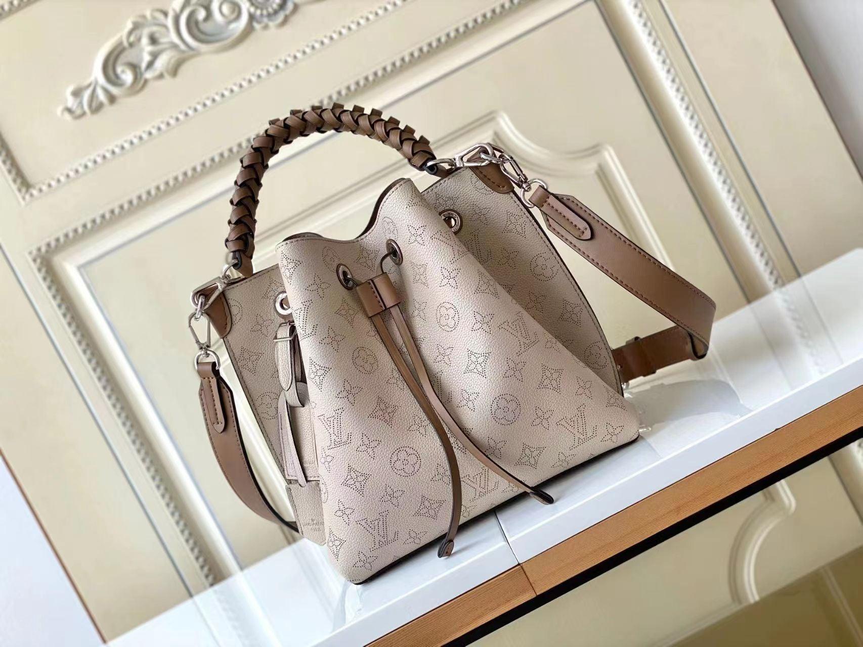 LV Muria Monogram M587889 01 - tntwear1