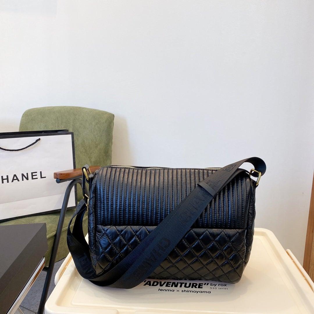 Sneakerhill - Luxury Edition Bags CH-L 301