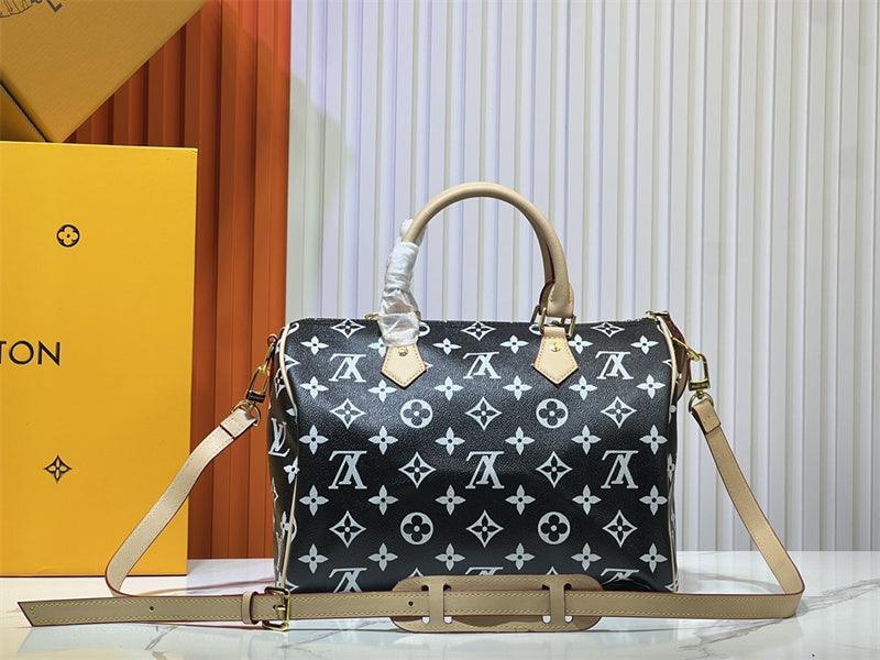 Tntwear LV Monogram M24422 - tntwear1
