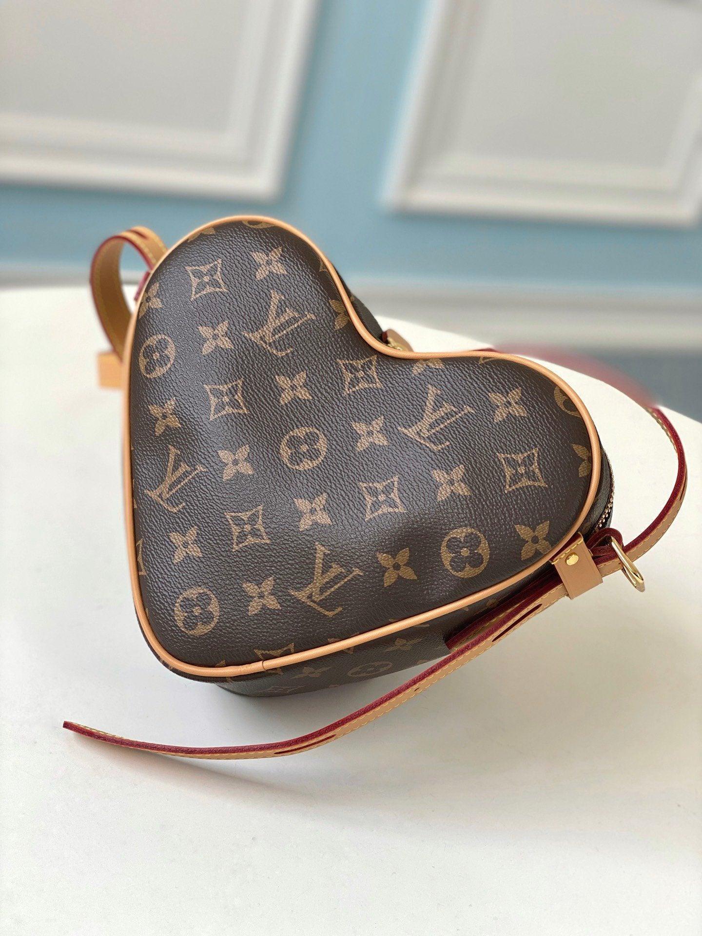 LV Game On Cœur MONOGRAM Nicolas Ghesquière A02 - tntwear1