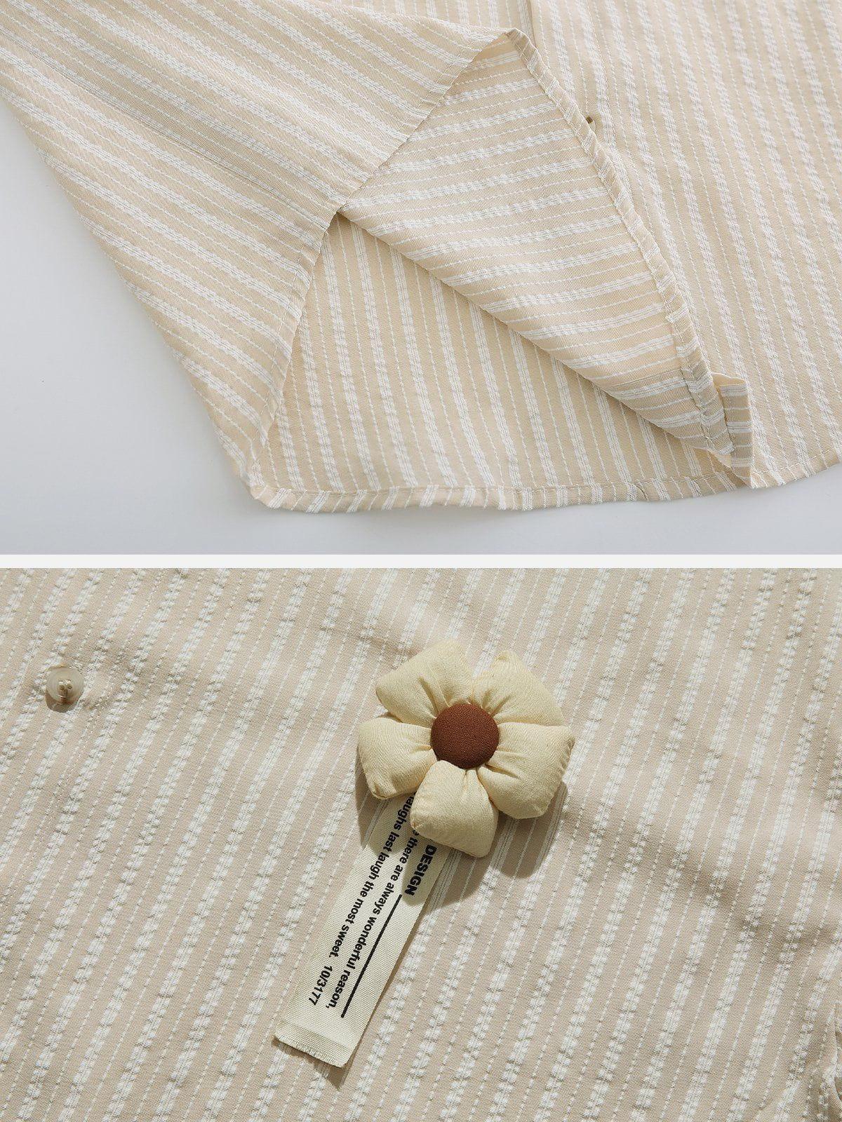 Tntwear® - Small Flower Pendant Stripes Short Sleeve Shirt - tntwear1