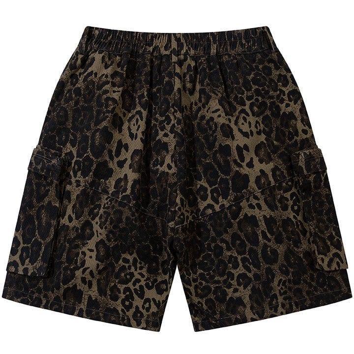 Tntwear® Retro Cargo Shorts Leopard Print - tntwear1